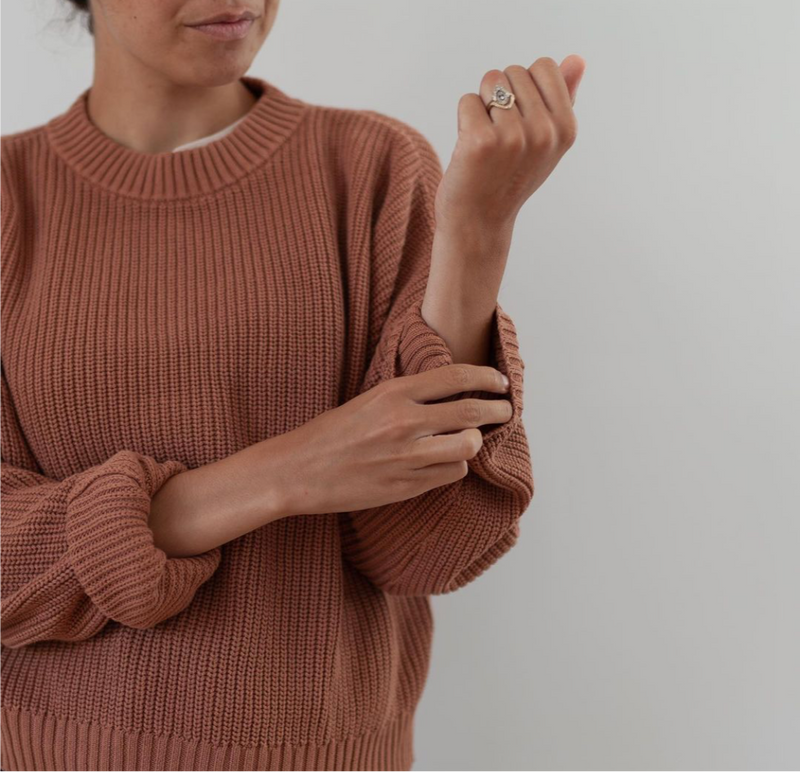 Kindly Her | Women's chunky knit pullover - claypot